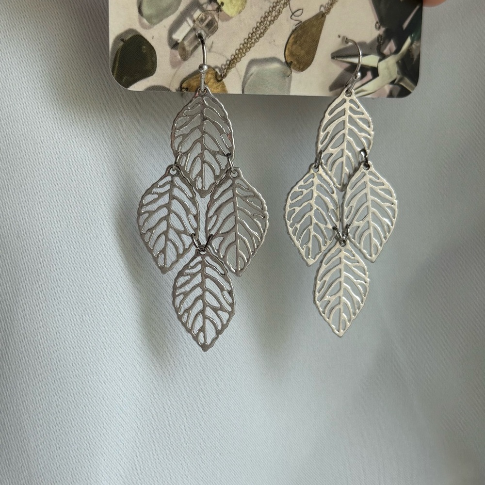 Silver Leaf Dangle Earrings